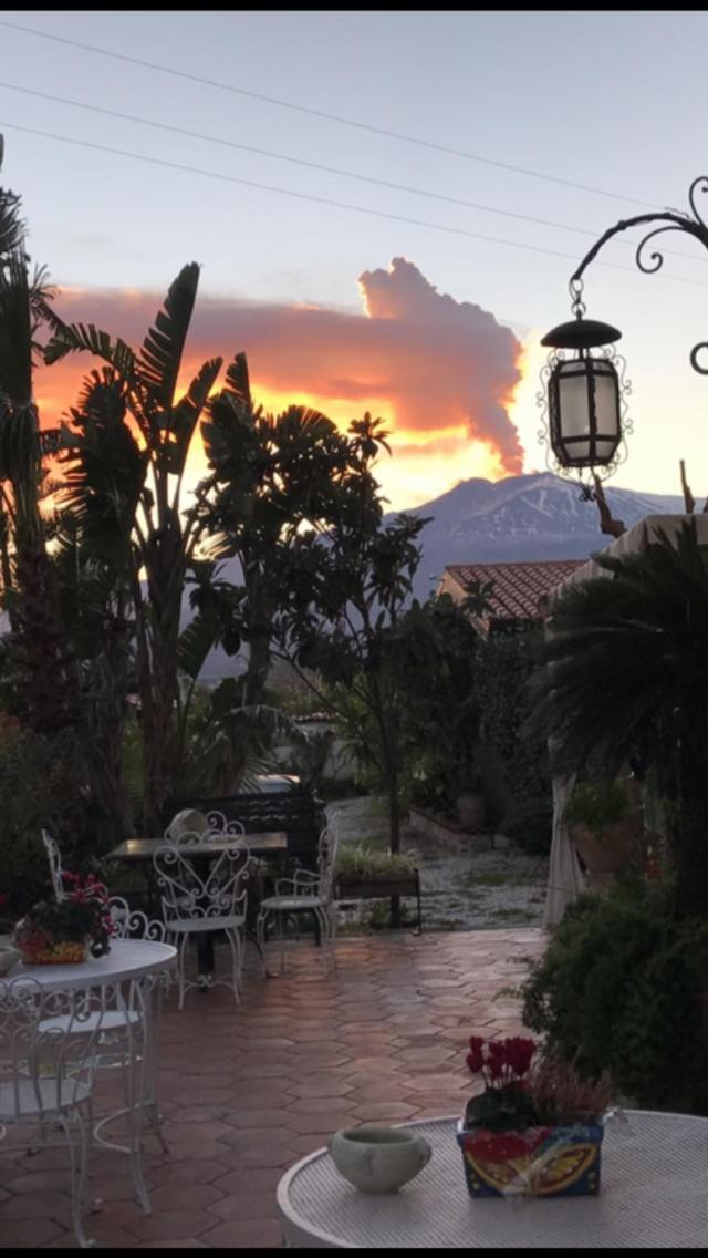 La Capanna Di Giuseppe E Maria Bed & Breakfast Taormina Exterior photo